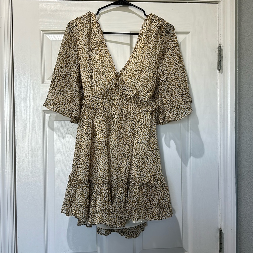 VICI leopard dress with open back